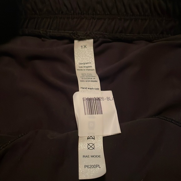 Soft buttery fabric, purchased from boutique - Picture 3 of 3